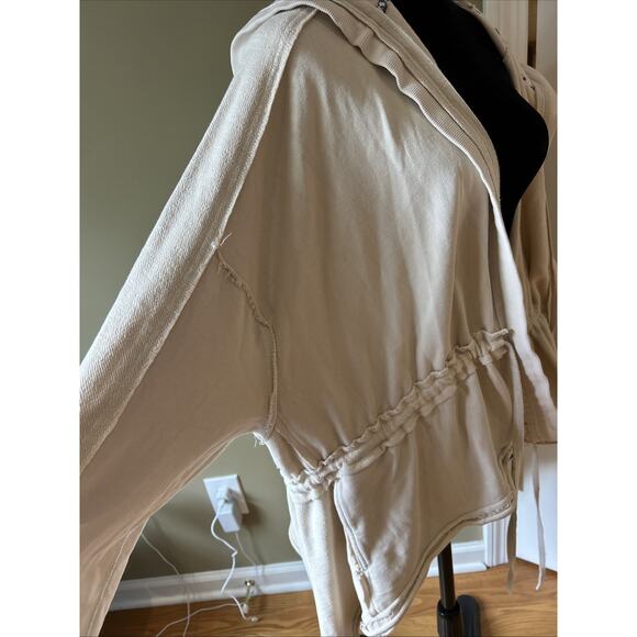 Free People We The Free Emilia Cardigan Hoodie Slouchy Oversized XS tan EUC - Picture 15 of 16